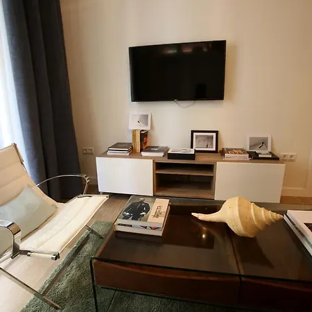 Casa Blanca Apartment Malaga